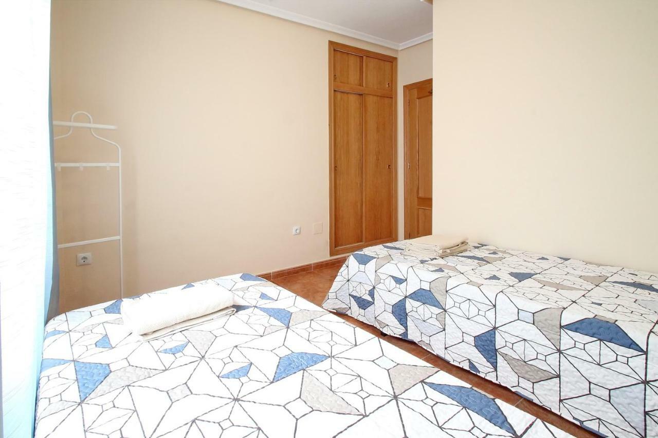 Ferienwohnung Zoa Happy Vacations Torrevieja Exterior foto